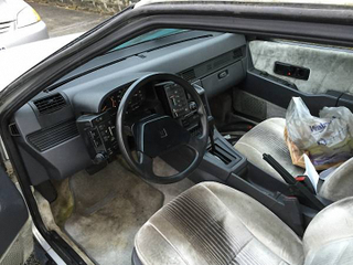 Illustration for article titled For $2,300, This 1984 Isuzu Impulse Could Be Your Ace In The Hole